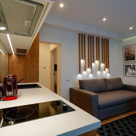 Arbans Cosy Modern Apartment In The City Center ブカレスト エクステリア 写真