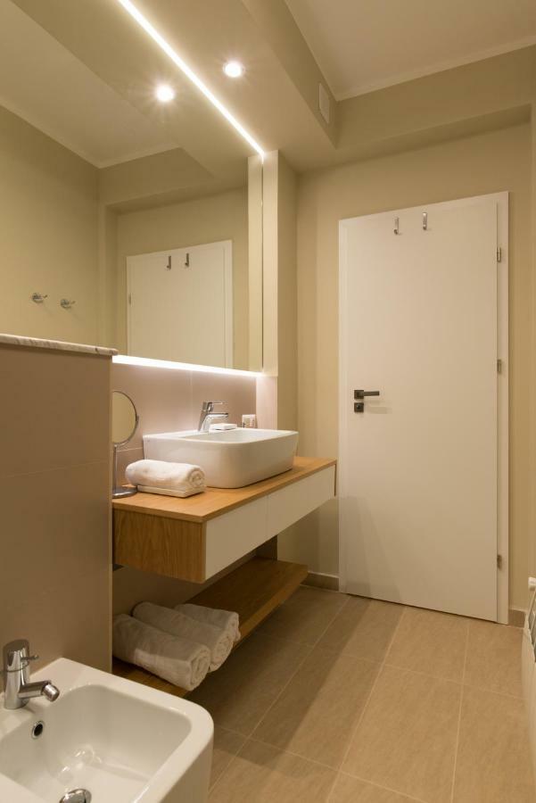 Arbans Cosy Modern Apartment In The City Center ブカレスト エクステリア 写真